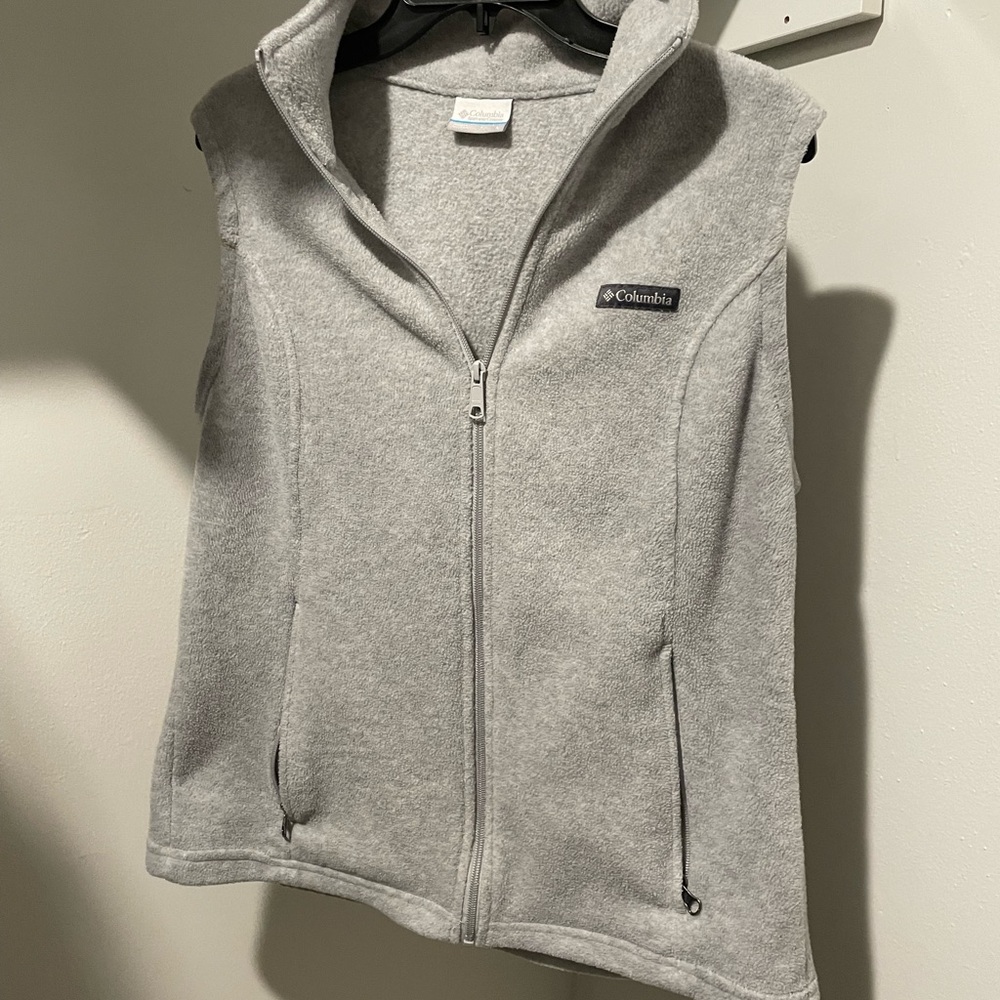 Columbia Light Gray Fleece Jacket